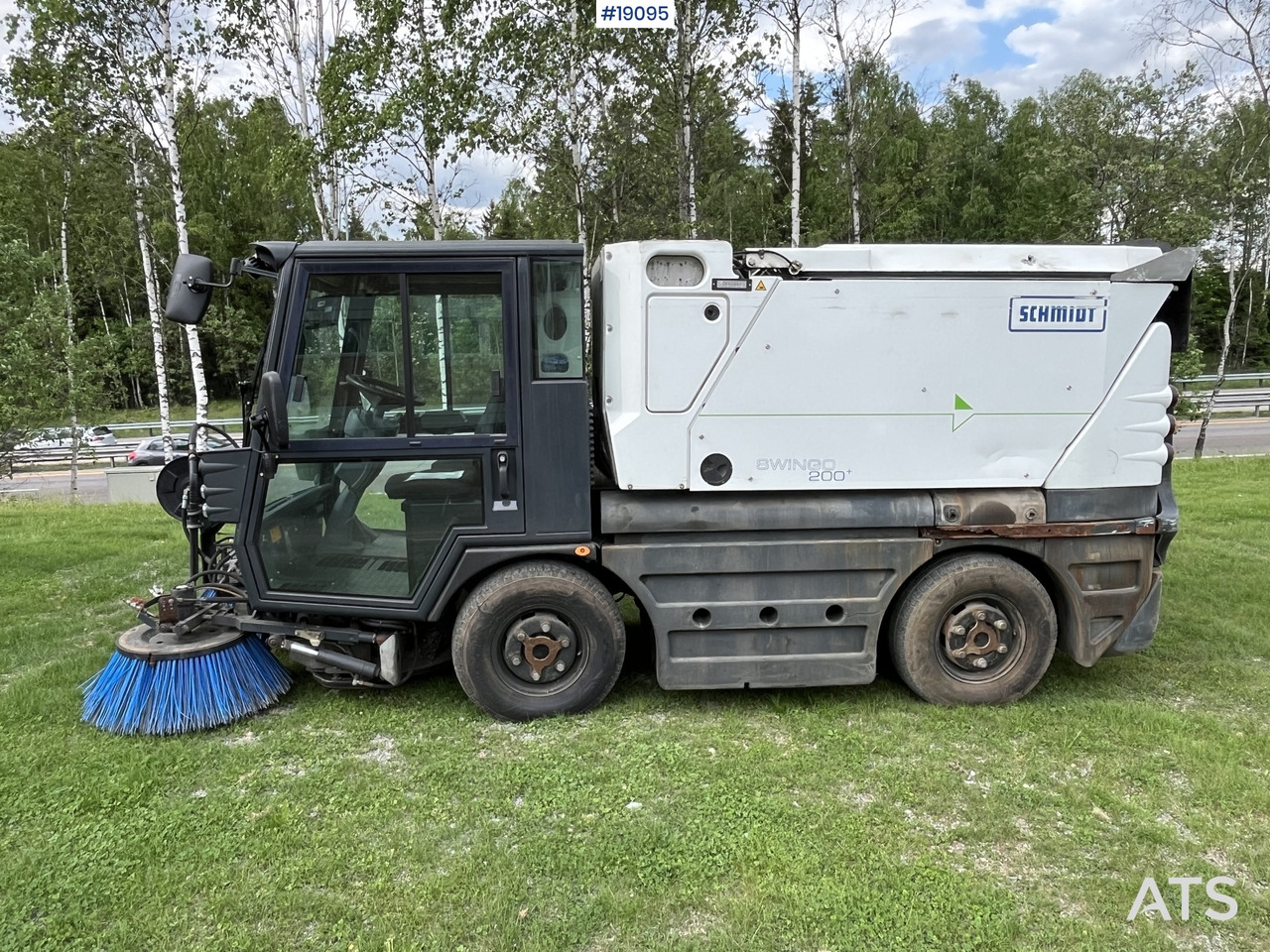 Schmidt Swingo 200+ - Kehrmaschine: das Bild 3 Schmidt Swingo 200+ - Kehrmaschine: das Bild 3