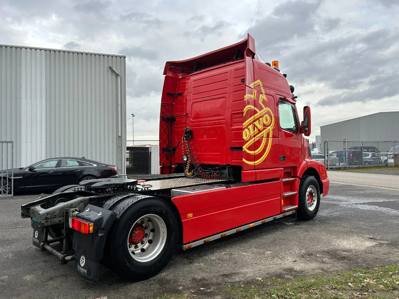 Volvo NH 12.460 4X2 460PK Globetrotter/ Manuel Gearbox / NL Truck - Sattelzugmaschine: das Bild 4 Volvo NH 12.460 4X2 460PK Globetrotter/ Manuel Gearbox / NL Truck - Sattelzugmaschine: das Bild 4