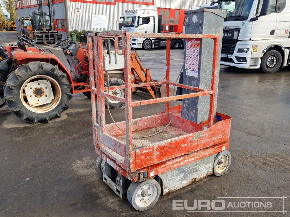 Electric Scissor Lift - Arbeitsbühne: das Bild 1 Electric Scissor Lift - Arbeitsbühne: das Bild 1
