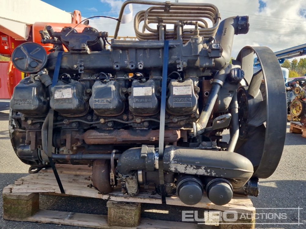 MAN 5 Cylinder Turbo Diesel Engine - Motor: das Bild 5 MAN 5 Cylinder Turbo Diesel Engine - Motor: das Bild 5