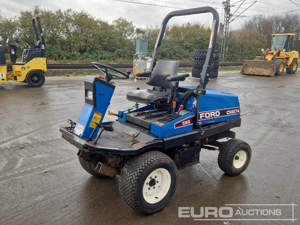 New Holland TM274 4WD Ride on Lawnmower, Roll Bar (No Cutting Deck) - Rasenmäher: das Bild 1 New Holland TM274 4WD Ride on Lawnmower, Roll Bar (No Cutting Deck) - Rasenmäher: das Bild 1