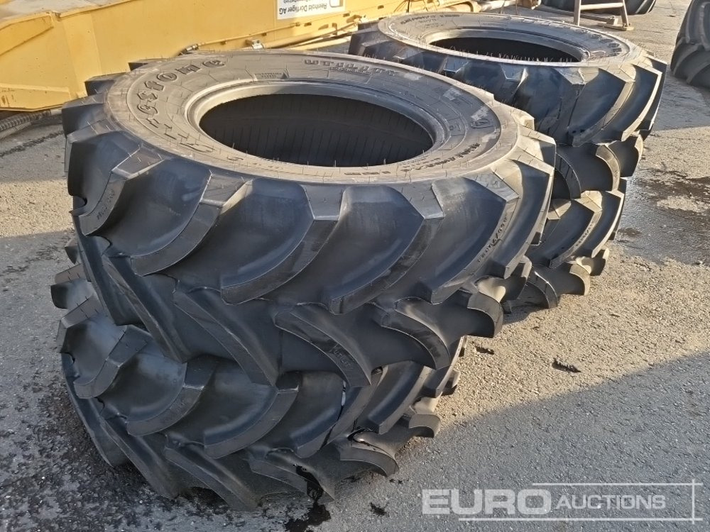 Unused 460/70R24 Tyres (4 of) - Reifen: das Bild 1 Unused 460/70R24 Tyres (4 of) - Reifen: das Bild 1
