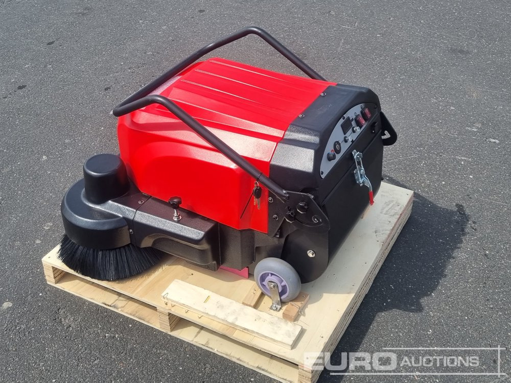 Unused Walk Behind Sweeper - Kehrsaugmaschine: das Bild 2 Unused Walk Behind Sweeper - Kehrsaugmaschine: das Bild 2