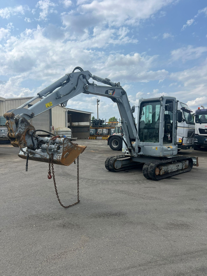 Mini-pelle Caterpillar 305E2 - Minibagger: das Bild 1 Mini-pelle Caterpillar 305E2 - Minibagger: das Bild 1