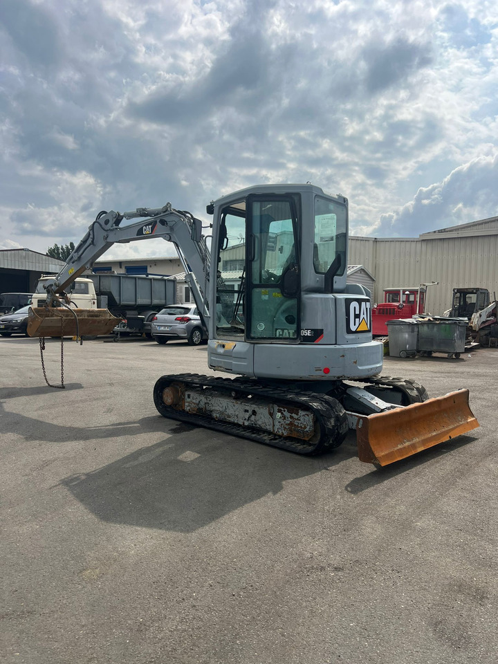 Mini-pelle Caterpillar 305E2 - Minibagger: das Bild 3 Mini-pelle Caterpillar 305E2 - Minibagger: das Bild 3