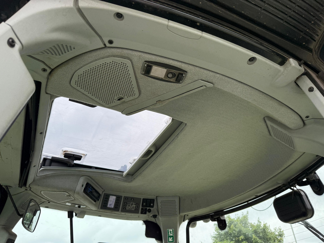 Traktor Claas Arion 650 C-Matic: das Bild 11 Traktor Claas Arion 650 C-Matic: das Bild 11