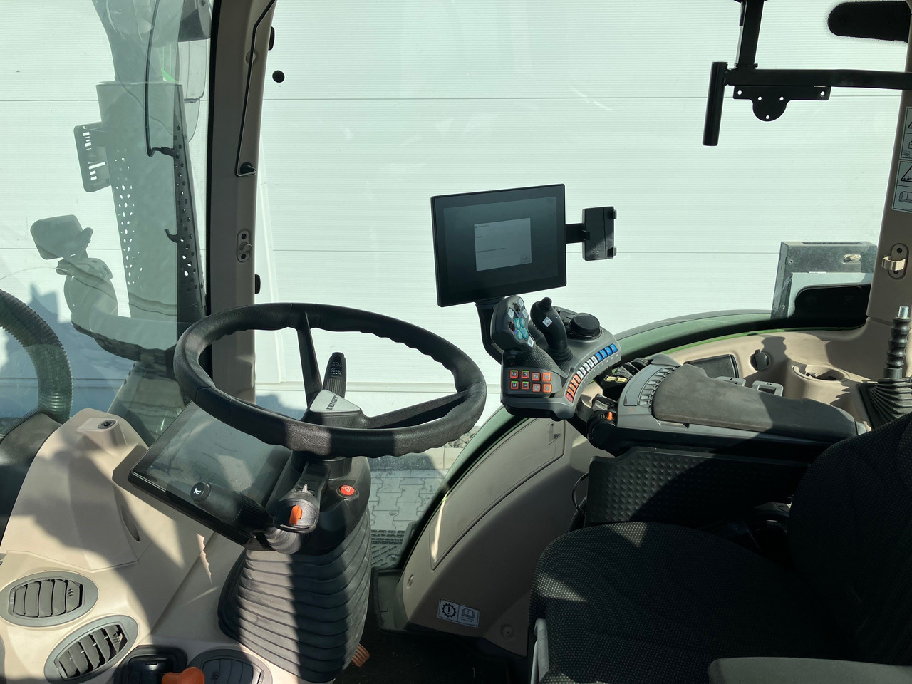 Fendt 718 Vario Gen6 Power Setting2 - Traktor: das Bild 2 Fendt 718 Vario Gen6 Power Setting2 - Traktor: das Bild 2