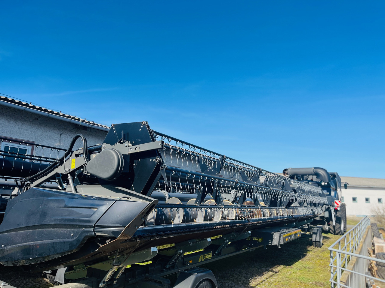Fendt IDEAL 10T - Mähdrescher: das Bild 2 Fendt IDEAL 10T - Mähdrescher: das Bild 2