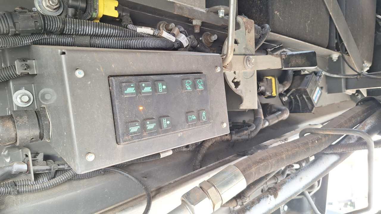 Fendt IDEAL 10T - Mähdrescher: das Bild 2 Fendt IDEAL 10T - Mähdrescher: das Bild 2