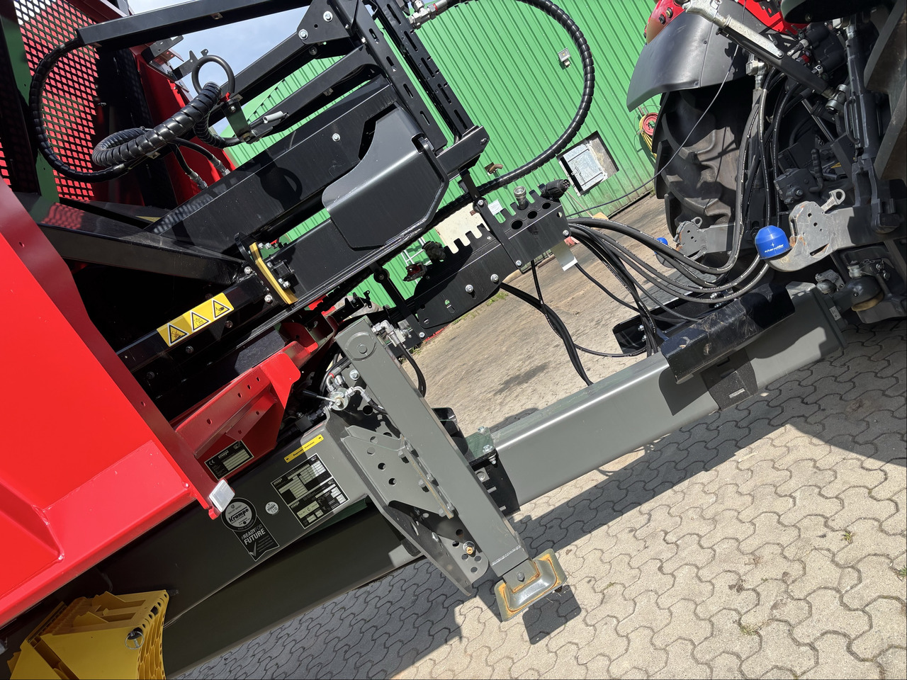 Krampe Ram Body 750 - Kipper: das Bild 3 Krampe Ram Body 750 - Kipper: das Bild 3