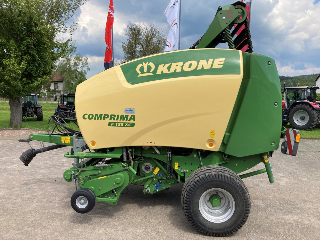 Krone Comprima F 155 XC - Grünlandtechnik: das Bild 1 Krone Comprima F 155 XC - Grünlandtechnik: das Bild 1