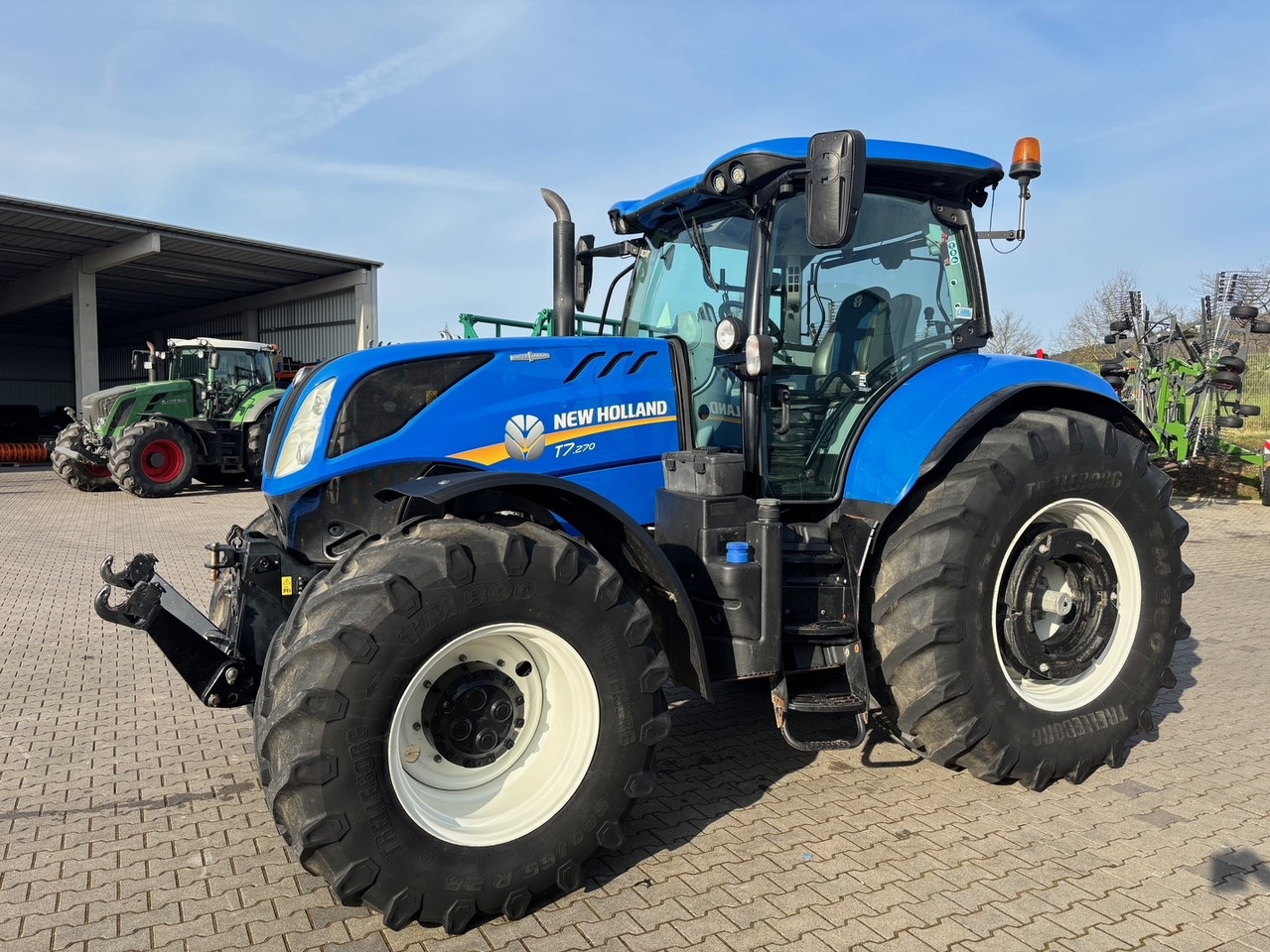 New Holland T 7.270 AC - Leasing New Holland T 7.270 AC: das Bild 10 New Holland T 7.270 AC - Leasing New Holland T 7.270 AC: das Bild 10