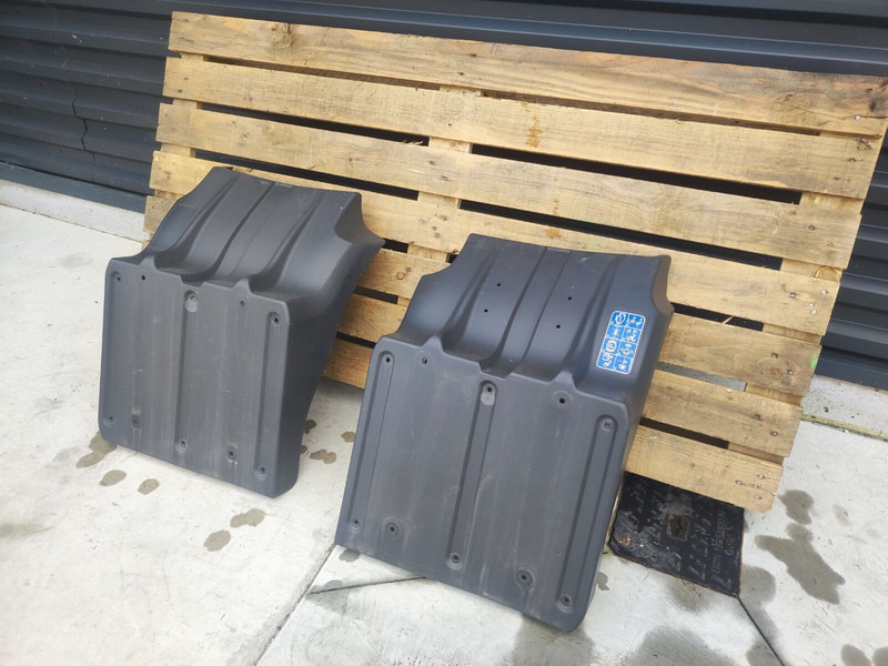 MAN TGM TGL - Fahrerhaus und Interieur für LKW: das Bild 4 MAN TGM TGL - Fahrerhaus und Interieur für LKW: das Bild 4