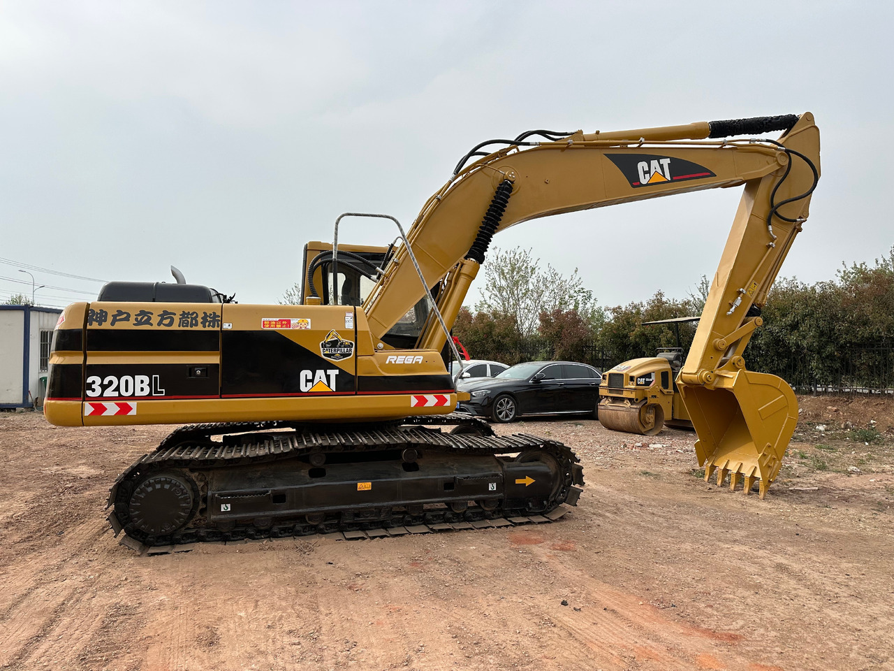 CAT 320BL crawler excavator - Kettenbagger: das Bild 3 CAT 320BL crawler excavator - Kettenbagger: das Bild 3