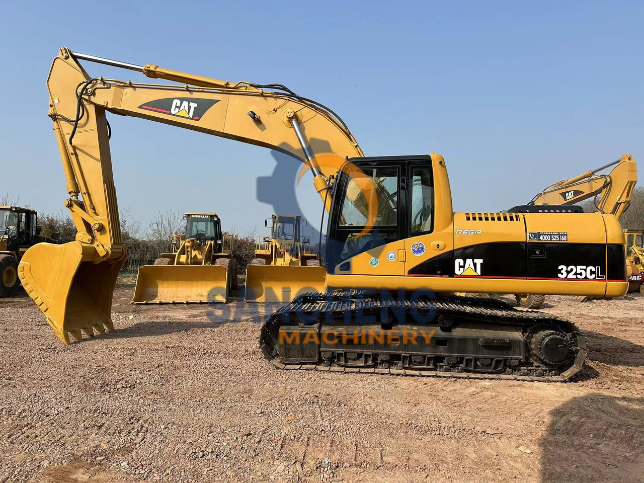 Kettenbagger CATERPILLAR 325CL: das Bild 1