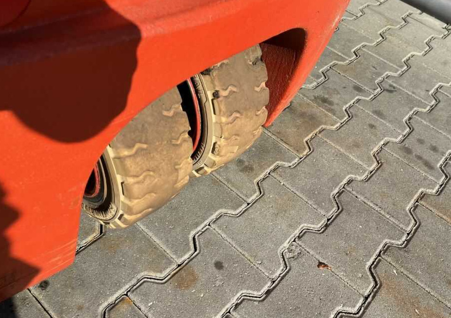 Linde E18-01 - Elektrostapler: das Bild 1 Linde E18-01 - Elektrostapler: das Bild 1