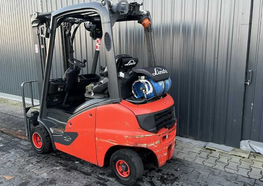 Linde H20T-01 - Treibgasstapler: das Bild 3 Linde H20T-01 - Treibgasstapler: das Bild 3