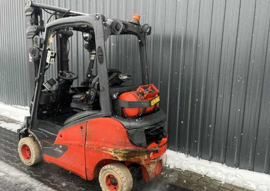 Linde H20T-01 - Treibgasstapler: das Bild 3 Linde H20T-01 - Treibgasstapler: das Bild 3