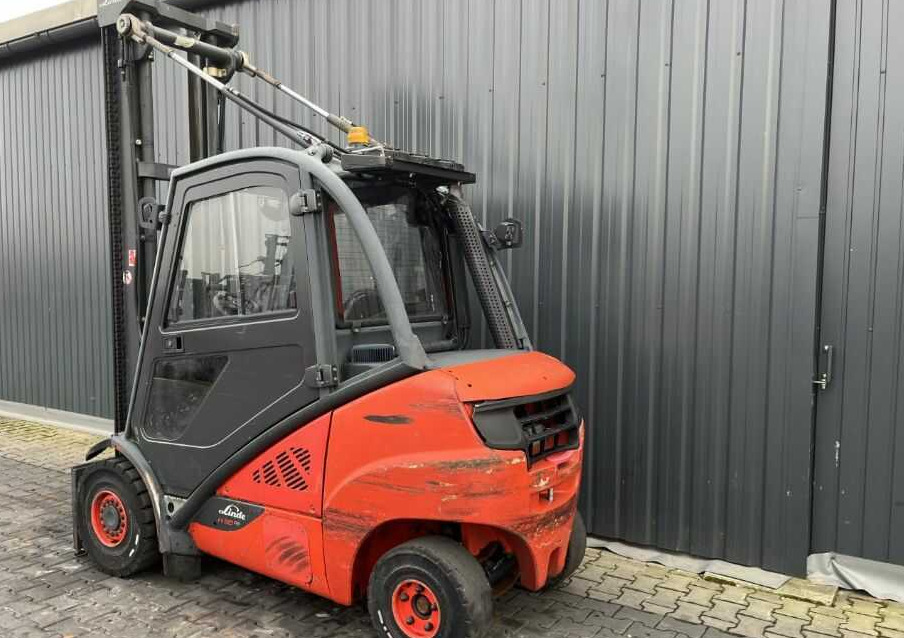 Linde H30D-02 - Dieselstapler: das Bild 3 Linde H30D-02 - Dieselstapler: das Bild 3
