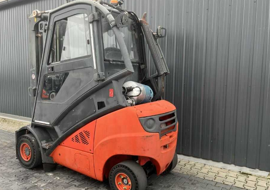 Linde H30T-01 - Treibgasstapler: das Bild 3 Linde H30T-01 - Treibgasstapler: das Bild 3