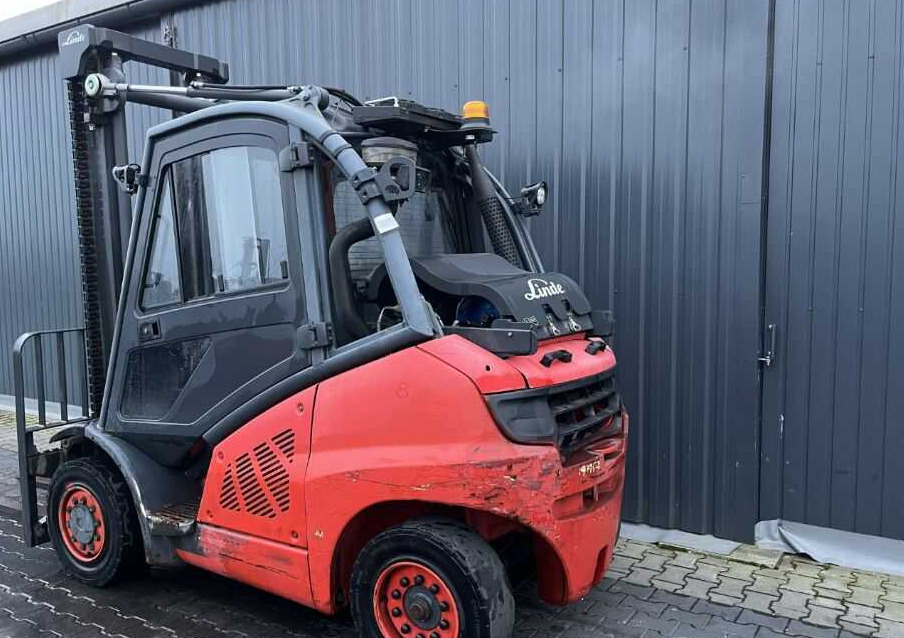 Linde H40T-02 - Treibgasstapler: das Bild 3 Linde H40T-02 - Treibgasstapler: das Bild 3