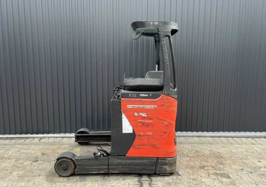 Linde R14-01 - Schubmaststapler: das Bild 2 Linde R14-01 - Schubmaststapler: das Bild 2