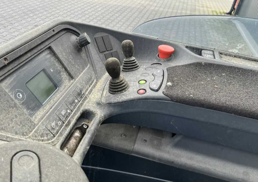 Linde R14HD-01 - Schubmaststapler: das Bild 5 Linde R14HD-01 - Schubmaststapler: das Bild 5