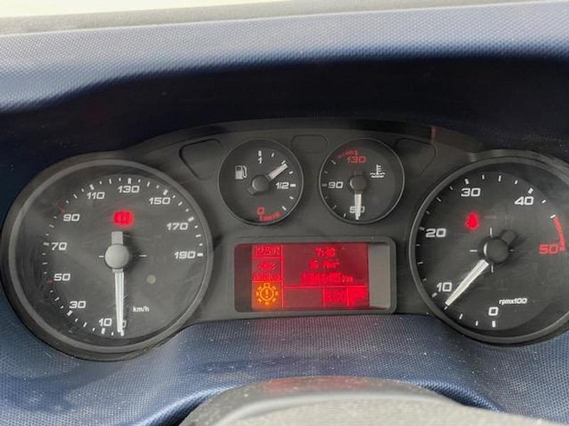 Iveco 35C18 - Kipper: das Bild 1 Iveco 35C18 - Kipper: das Bild 1