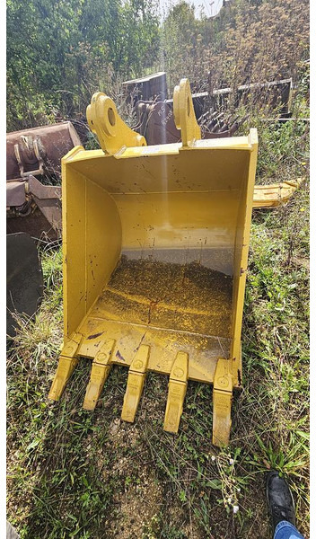 Komatsu PC200 - Schaufel: das Bild 1 Komatsu PC200 - Schaufel: das Bild 1