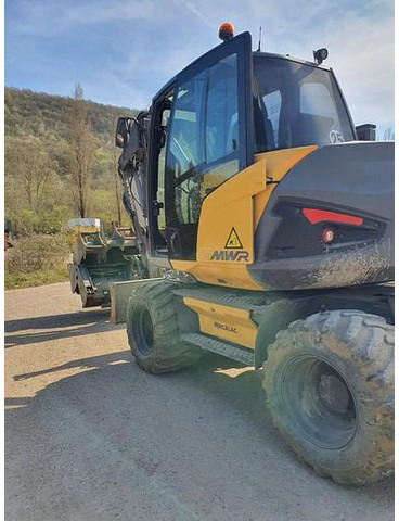 Bagger Mecalac 15MWR: das Bild 1