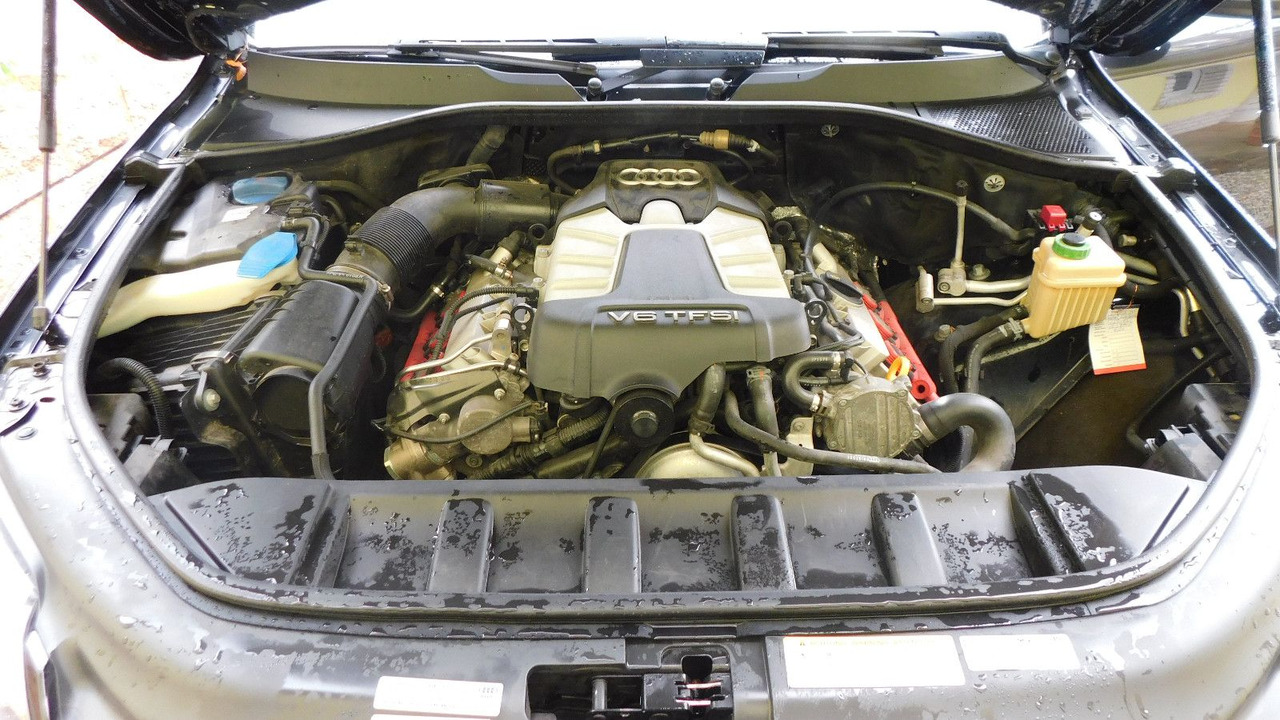 Audi Q7 3.0TFSI 7-Sitzer perfect for UA Export - SUV/ Geländewagen: das Bild 2 Audi Q7 3.0TFSI 7-Sitzer perfect for UA Export - SUV/ Geländewagen: das Bild 2