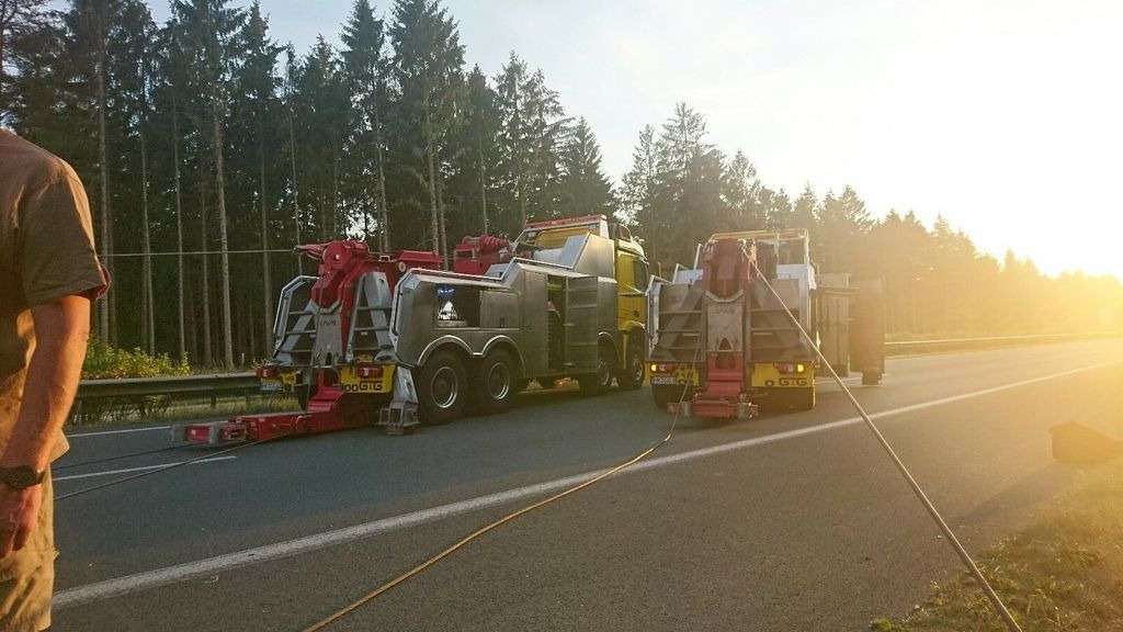 Mercedes-Benz Arocs 8x8 4153 G&G Wrecker Mercedes-Benz Arocs 8x8 4153 G&G Wrecker - Abschleppwagen: das Bild 2 Mercedes-Benz Arocs 8x8 4153 G&G Wrecker Mercedes-Benz Arocs 8x8 4153 G&G Wrecker - Abschleppwagen: das Bild 2