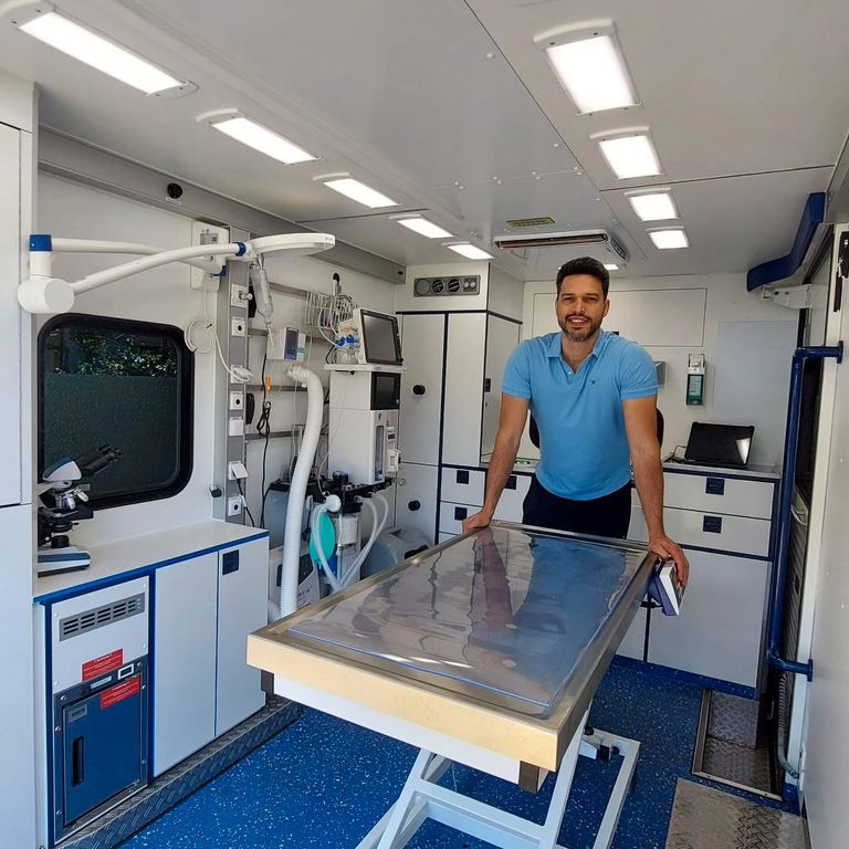 Mercedes-Benz Sprinter 519 Tierarzt Garantie Mercedes-Benz Sprinter 519 Tierarzt Garantie - Krankenwagen: das Bild 5 Mercedes-Benz Sprinter 519 Tierarzt Garantie Mercedes-Benz Sprinter 519 Tierarzt Garantie - Krankenwagen: das Bild 5