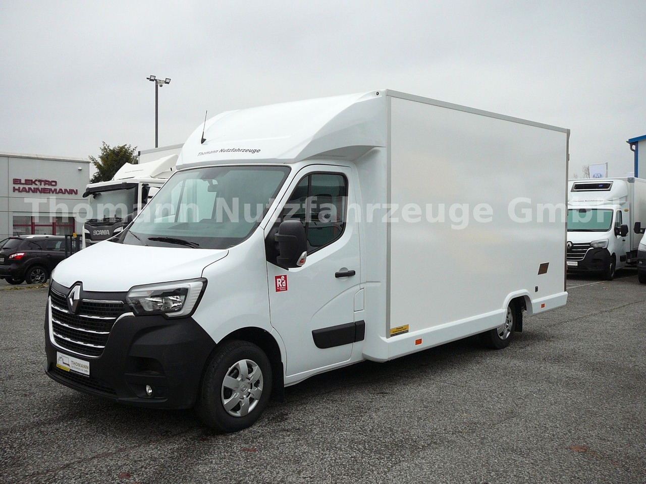 Renault Master Koffer Extra Tief - Koffer Transporter: das Bild 2 Renault Master Koffer Extra Tief - Koffer Transporter: das Bild 2