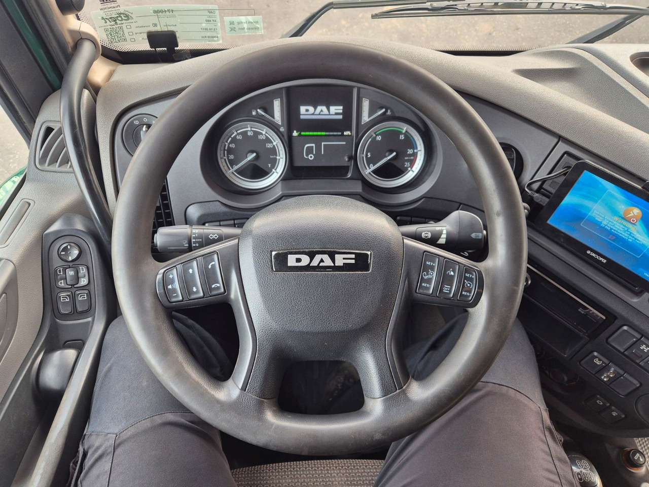 Holztransporter, Autokran DAF XF 460 6x4 Epsilon M12Z91: das Bild 22 Holztransporter, Autokran DAF XF 460 6x4 Epsilon M12Z91: das Bild 22