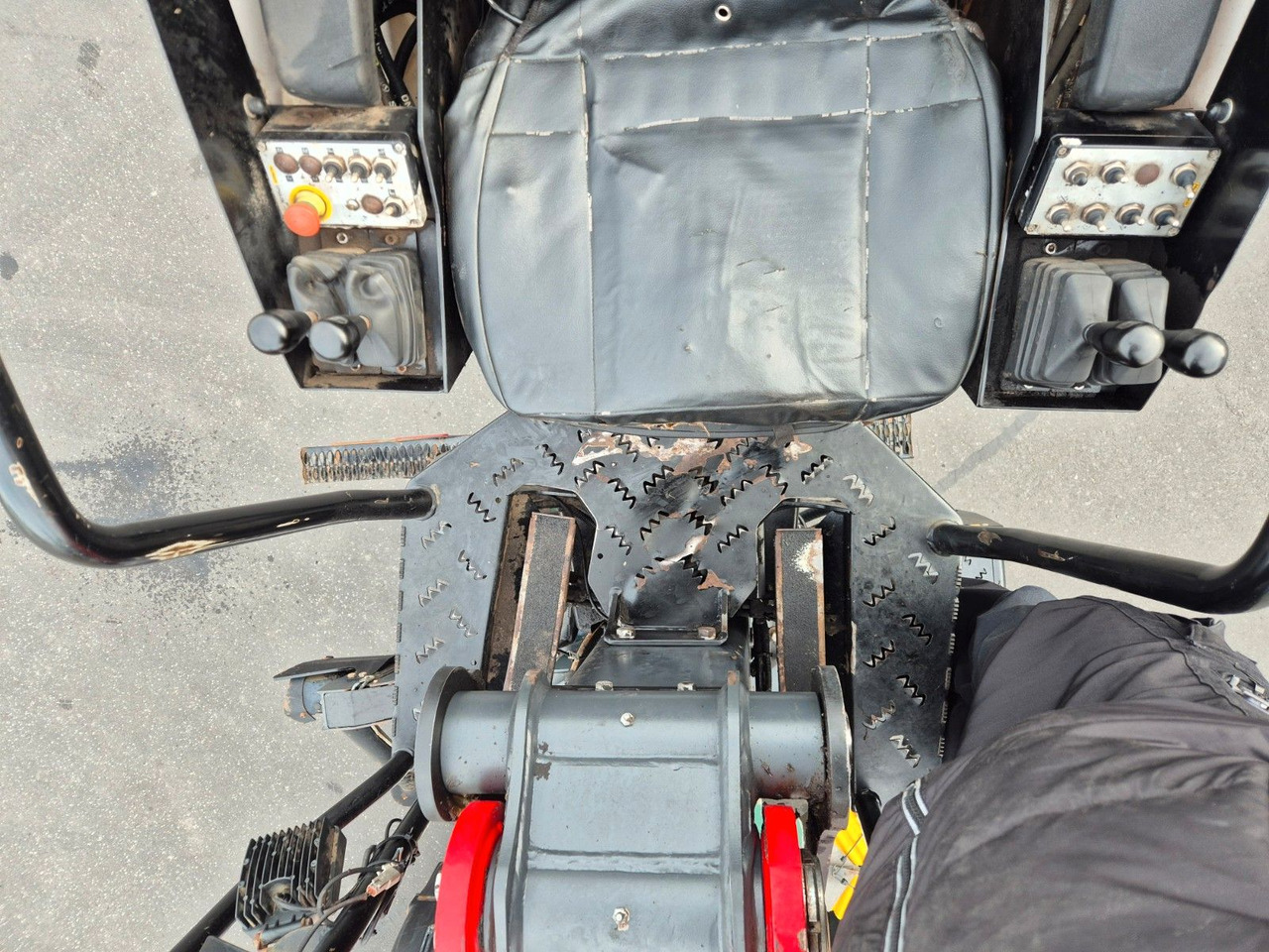 Holztransporter, Autokran DAF XF 460 6x4 Epsilon M12Z91: das Bild 20 Holztransporter, Autokran DAF XF 460 6x4 Epsilon M12Z91: das Bild 20