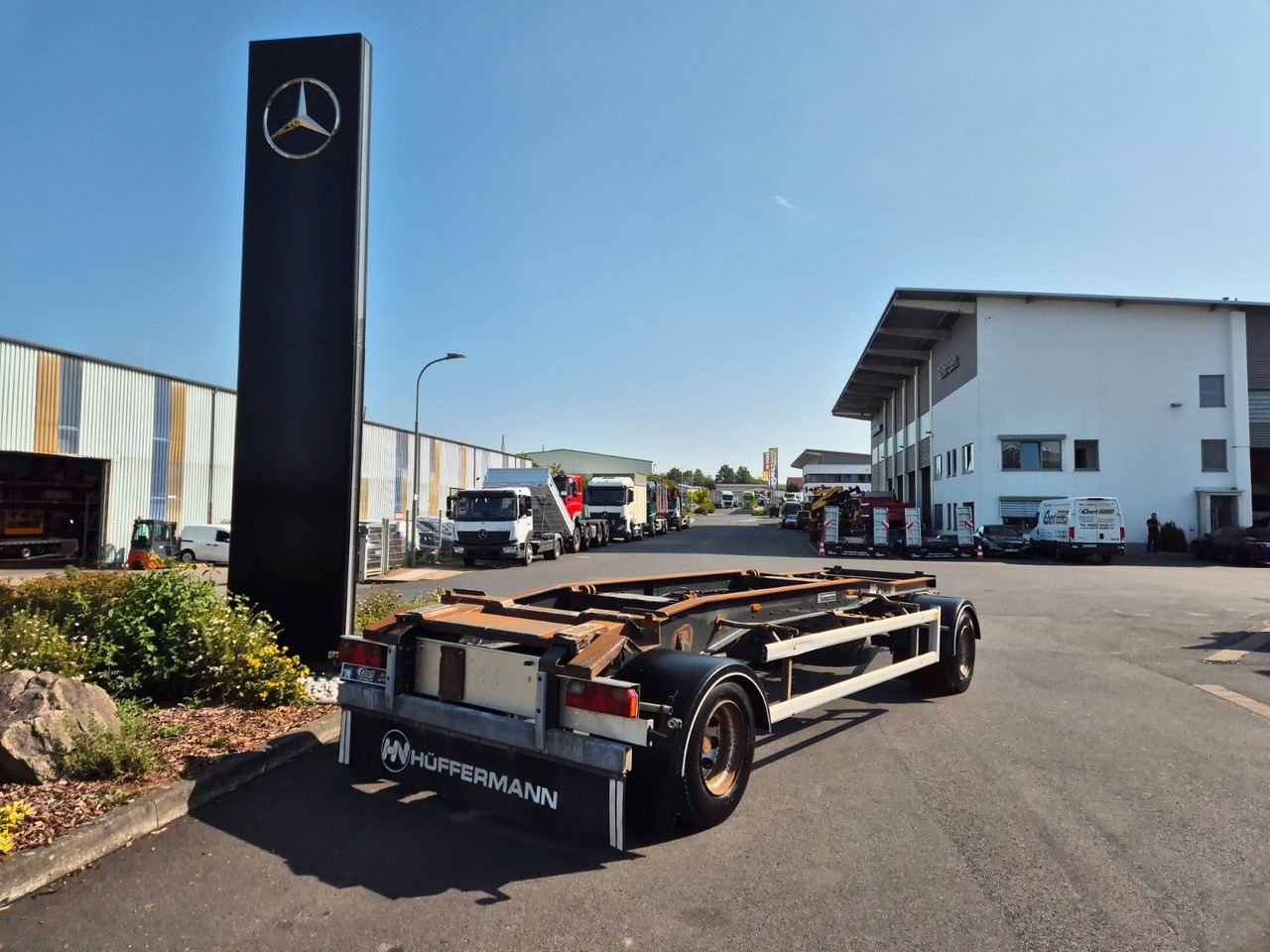 Hüffermann HSA 18.70 P BPW 14.582kg Nutzlast - Fahrgestell Anhänger: das Bild 1 Hüffermann HSA 18.70 P BPW 14.582kg Nutzlast - Fahrgestell Anhänger: das Bild 1