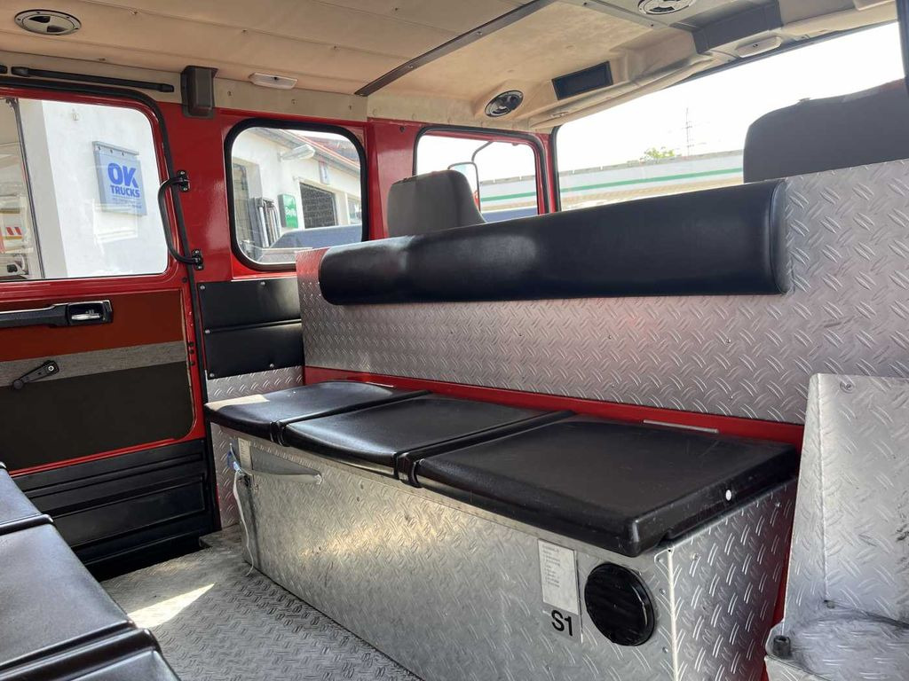 Feuerwehrfahrzeug Iveco 75-16 AW 4x4 LF8 Feuerwehr Standheizung 9 Sitze: das Bild 12 Feuerwehrfahrzeug Iveco 75-16 AW 4x4 LF8 Feuerwehr Standheizung 9 Sitze: das Bild 12