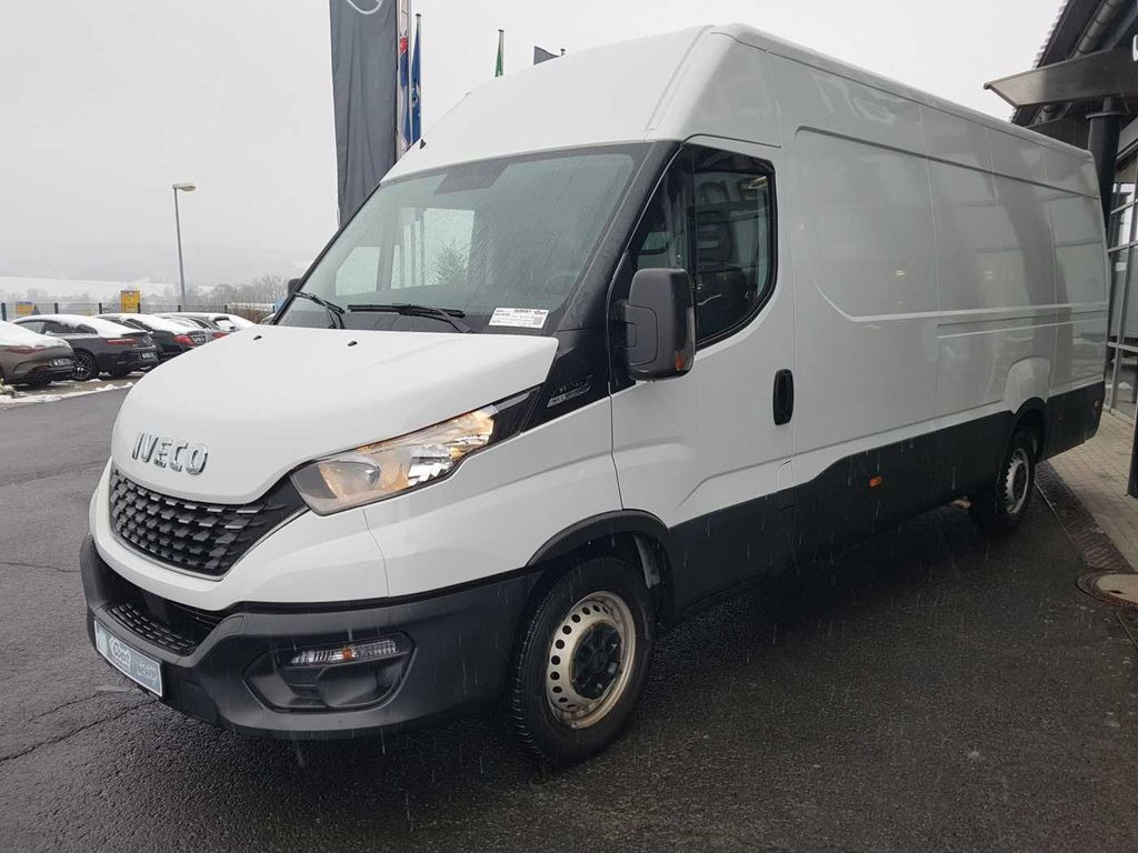 Iveco Daily 35 S16 A8 V *Klima*Automatik*L4.100mm* Iveco Daily 35 S16 A8 V *Klima*Automatik*L4.100mm* - Kastenwagen: das Bild 3 Iveco Daily 35 S16 A8 V *Klima*Automatik*L4.100mm* Iveco Daily 35 S16 A8 V *Klima*Automatik*L4.100mm* - Kastenwagen: das Bild 3