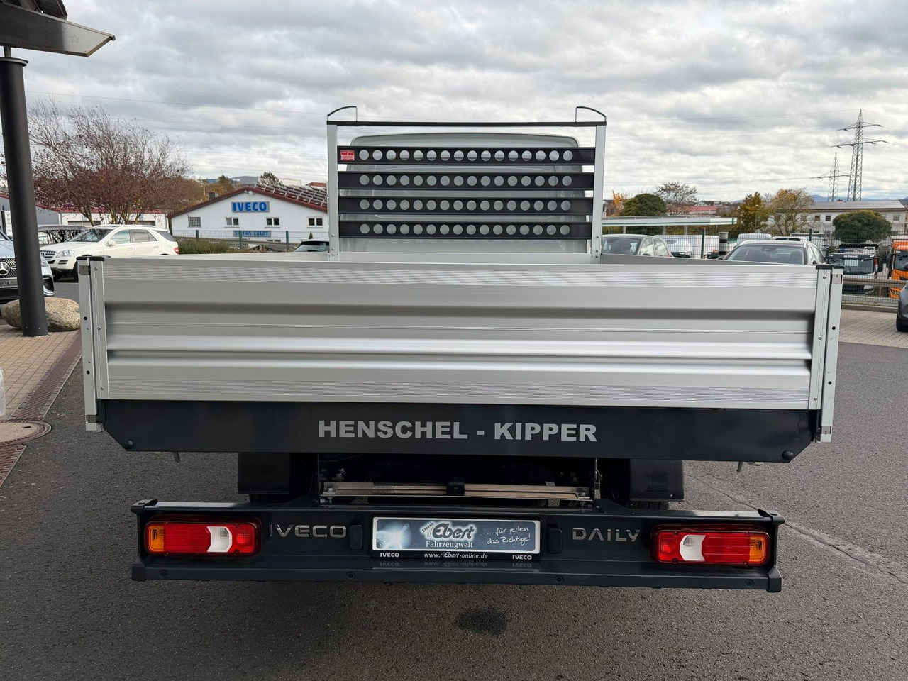 Iveco Daily 35S14 A8*R3.450mm*Automatik*Kamera*2Sitze* - Kipper Transporter: das Bild 5 Iveco Daily 35S14 A8*R3.450mm*Automatik*Kamera*2Sitze* - Kipper Transporter: das Bild 5