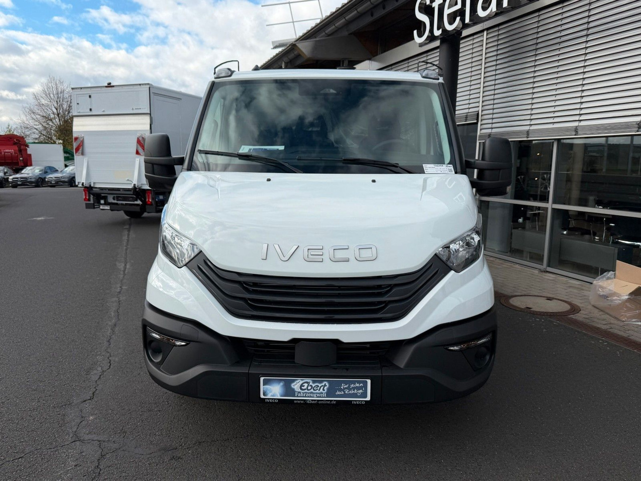 Iveco Daily 35S14 A8*R3.450mm*Automatik*Kamera*3Sitze* - Kipper Transporter: das Bild 2 Iveco Daily 35S14 A8*R3.450mm*Automatik*Kamera*3Sitze* - Kipper Transporter: das Bild 2