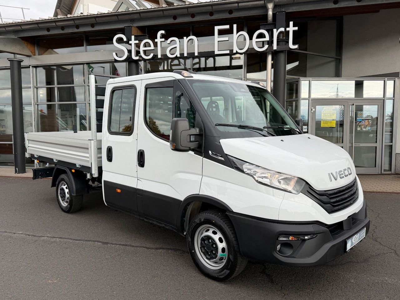 Iveco Daily 35S16 A8 *R.3450mm*Automatik*AHK*7-Sitze* - Kipper Transporter, Transporter mit Doppelkabine: das Bild 1 Iveco Daily 35S16 A8 *R.3450mm*Automatik*AHK*7-Sitze* - Kipper Transporter, Transporter mit Doppelkabine: das Bild 1