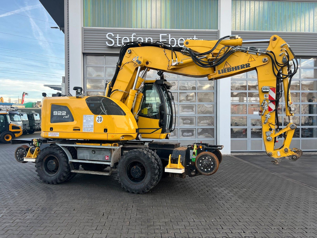 Liebherr A922 Rail Litronic / 8.277h / Bahnzulassung 2030 - Mobilbagger: das Bild 2 Liebherr A922 Rail Litronic / 8.277h / Bahnzulassung 2030 - Mobilbagger: das Bild 2
