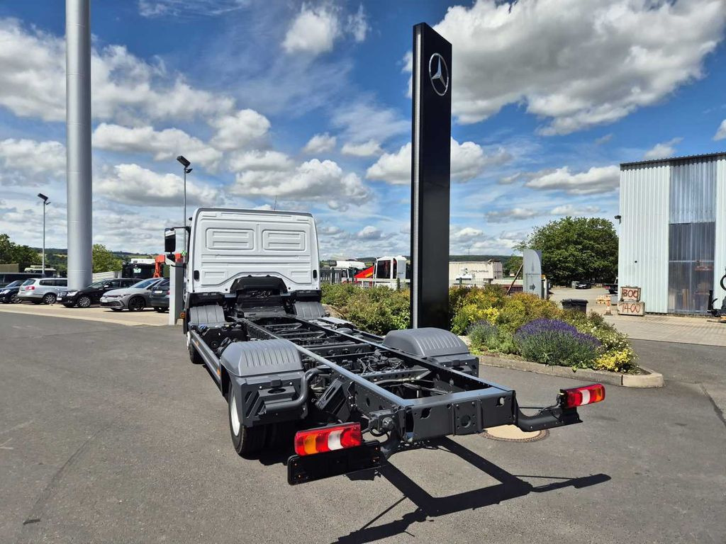 Mercedes-Benz Atego 818 L Fahrgestell, 6 Stück vorhanden Mercedes-Benz Atego 818 L Fahrgestell, 2 Stück vorhanden - Fahrgestell LKW: das Bild 5 Mercedes-Benz Atego 818 L Fahrgestell, 6 Stück vorhanden Mercedes-Benz Atego 818 L Fahrgestell, 2 Stück vorhanden - Fahrgestell LKW: das Bild 5