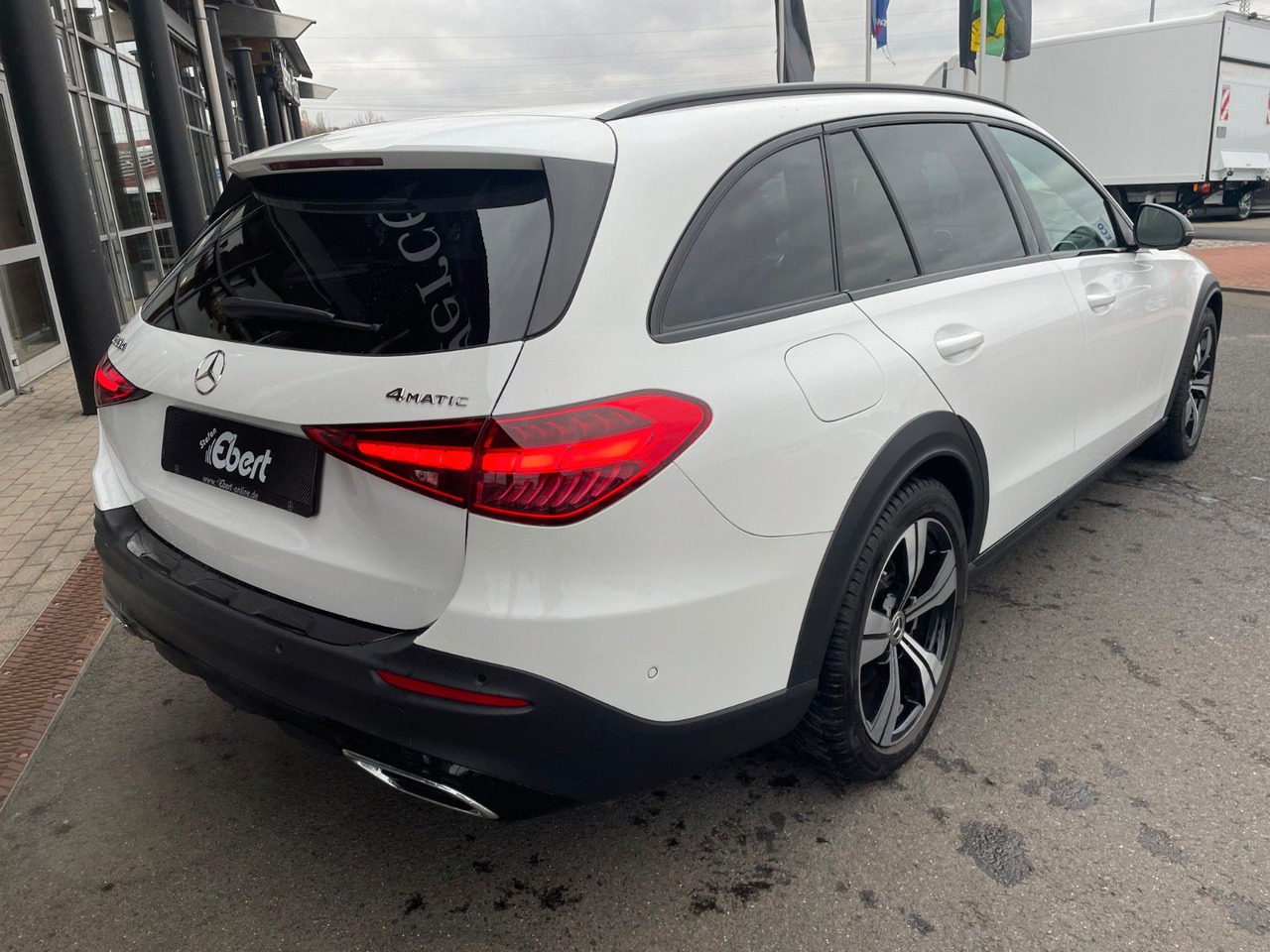 Mercedes-Benz C 220 d 4M All-Terrain NIGHT+DIGITAL+360°+Ambien - Kombi: das Bild 4 Mercedes-Benz C 220 d 4M All-Terrain NIGHT+DIGITAL+360°+Ambien - Kombi: das Bild 4