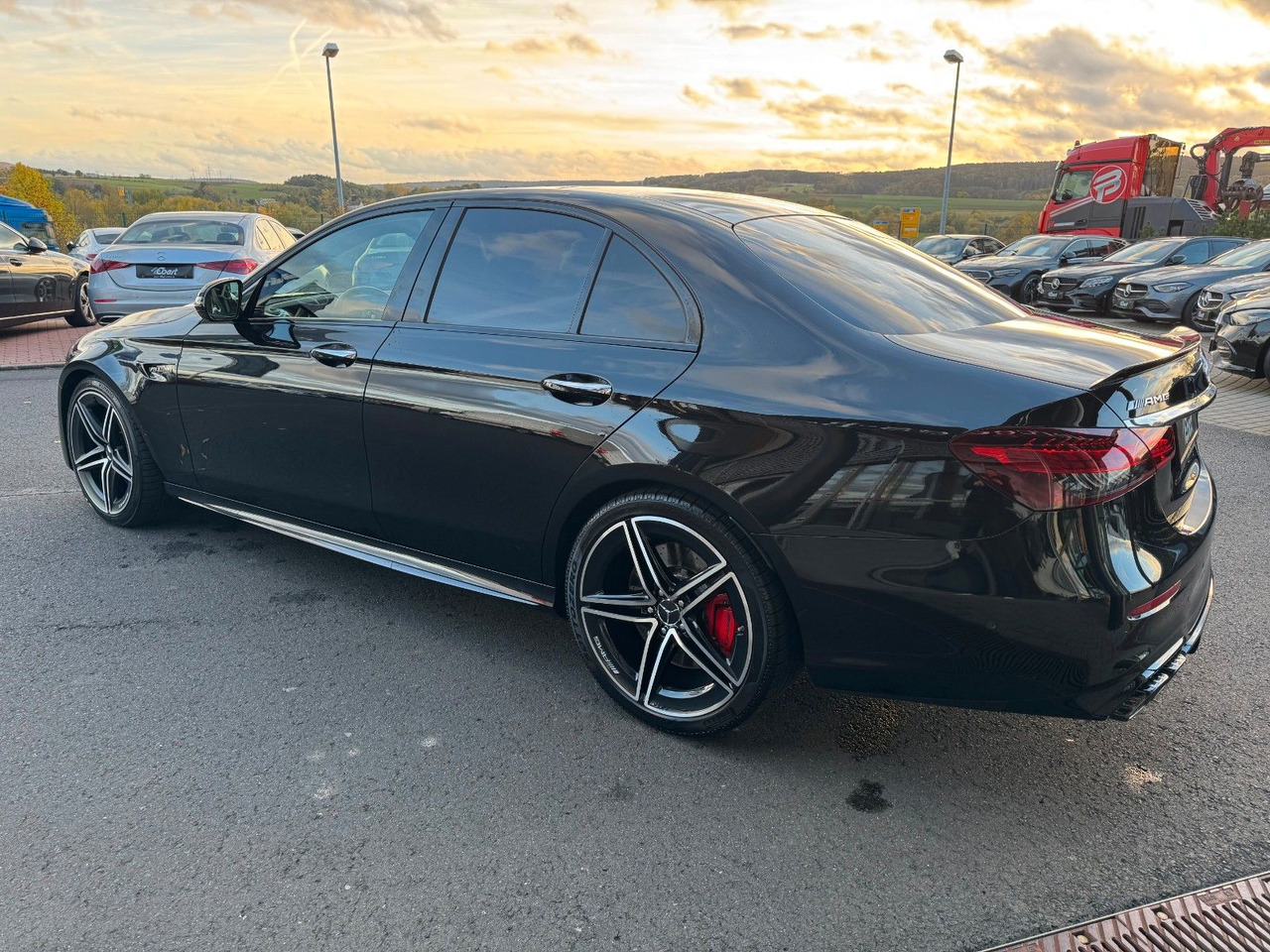 Mercedes-Benz E 63 AMG S Pano+Burm+AirM+HUD+360+uvm. - Limousine: das Bild 3 Mercedes-Benz E 63 AMG S Pano+Burm+AirM+HUD+360+uvm. - Limousine: das Bild 3