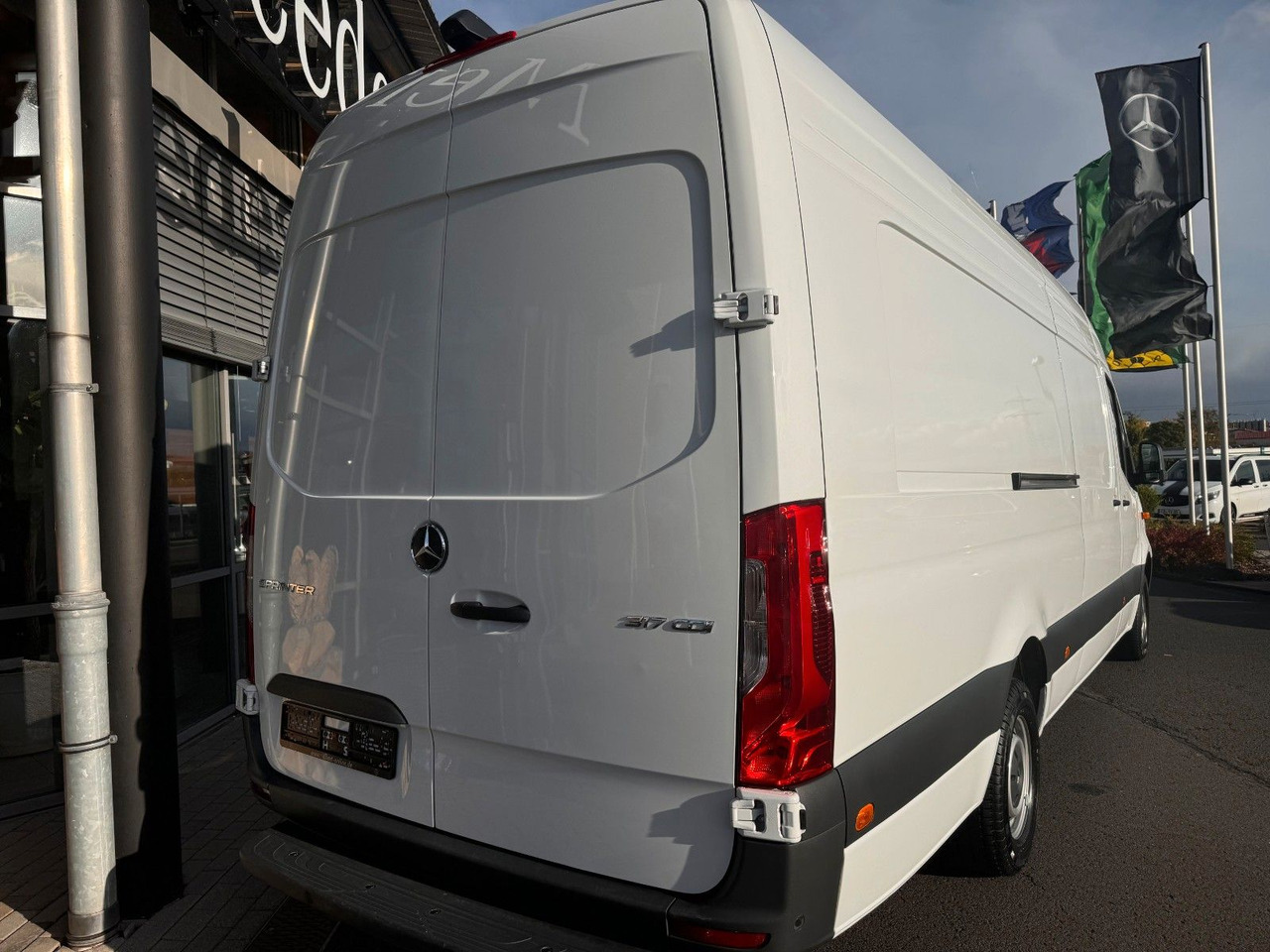 Mercedes-Benz Sprinter 317 CDI Extralang Klima 360 - Kastenwagen: das Bild 4 Mercedes-Benz Sprinter 317 CDI Extralang Klima 360 - Kastenwagen: das Bild 4