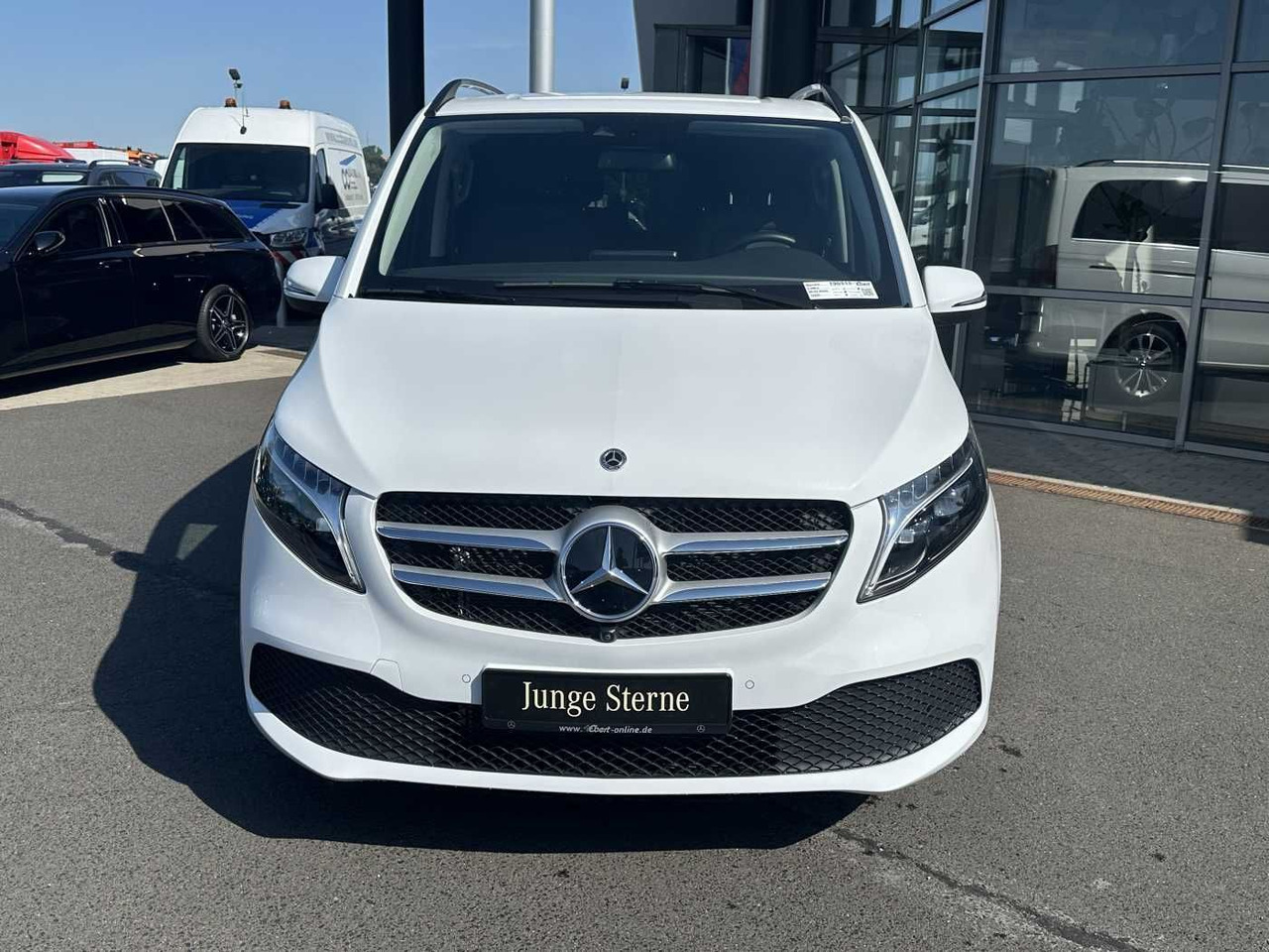 Mercedes-Benz V 300 d AVA ED 6Sitze Burmester 360Kamera el Tür - PKW: das Bild 2 Mercedes-Benz V 300 d AVA ED 6Sitze Burmester 360Kamera el Tür - PKW: das Bild 2