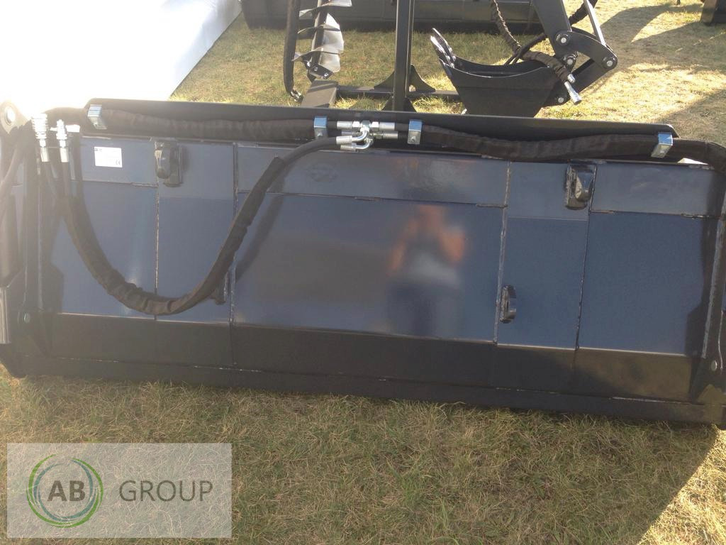 ArkMET 4in1 XL bucket A303.200 - Ladeschaufel: das Bild 3 ArkMET 4in1 XL bucket A303.200 - Ladeschaufel: das Bild 3