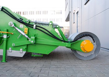 Bomet ridge forming and cultivating aggregate Ara P520, 67,5 mm - Kartoffeltechnik: das Bild 2 Bomet ridge forming and cultivating aggregate Ara P520, 67,5 mm - Kartoffeltechnik: das Bild 2